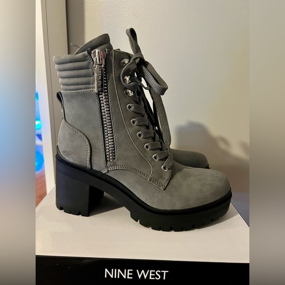 Nine West Women’s Lug Sole Heeled Booties - Picture 2 of 8